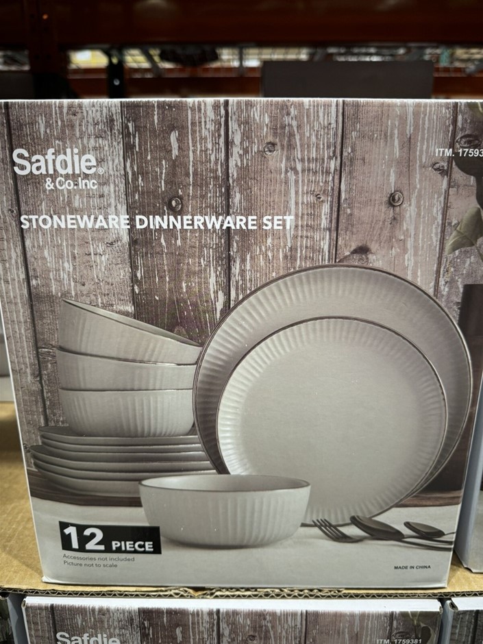 SAFDIE & CO 12pc Stoneware Dinnerware Set. N.B: 1 x large plate missing & 2