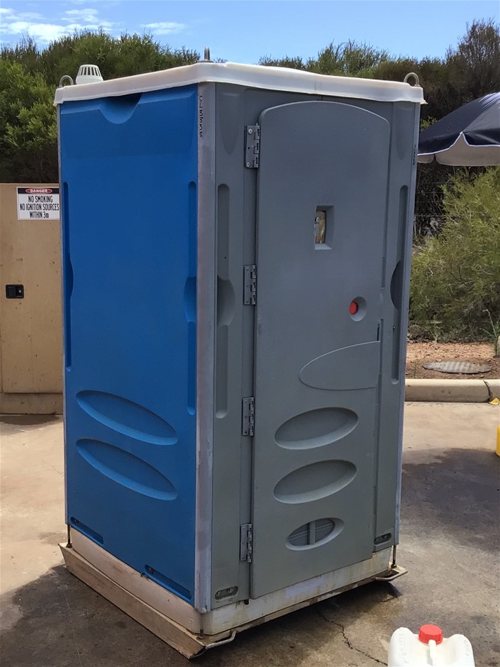 Portable Toilet - Fresh Water Flush - Bunbury