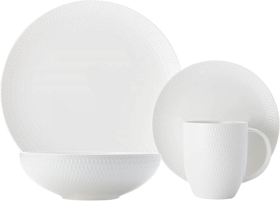 MAXWELL & WILLIAMS 16 Piece White Basics Diamonds Dinner Set.