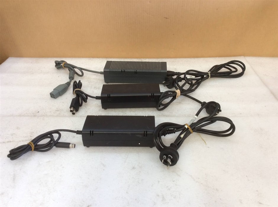 Microsoft A10-120P1A And HP-AW175EF3P AC Power Adapters (Lot of 3)