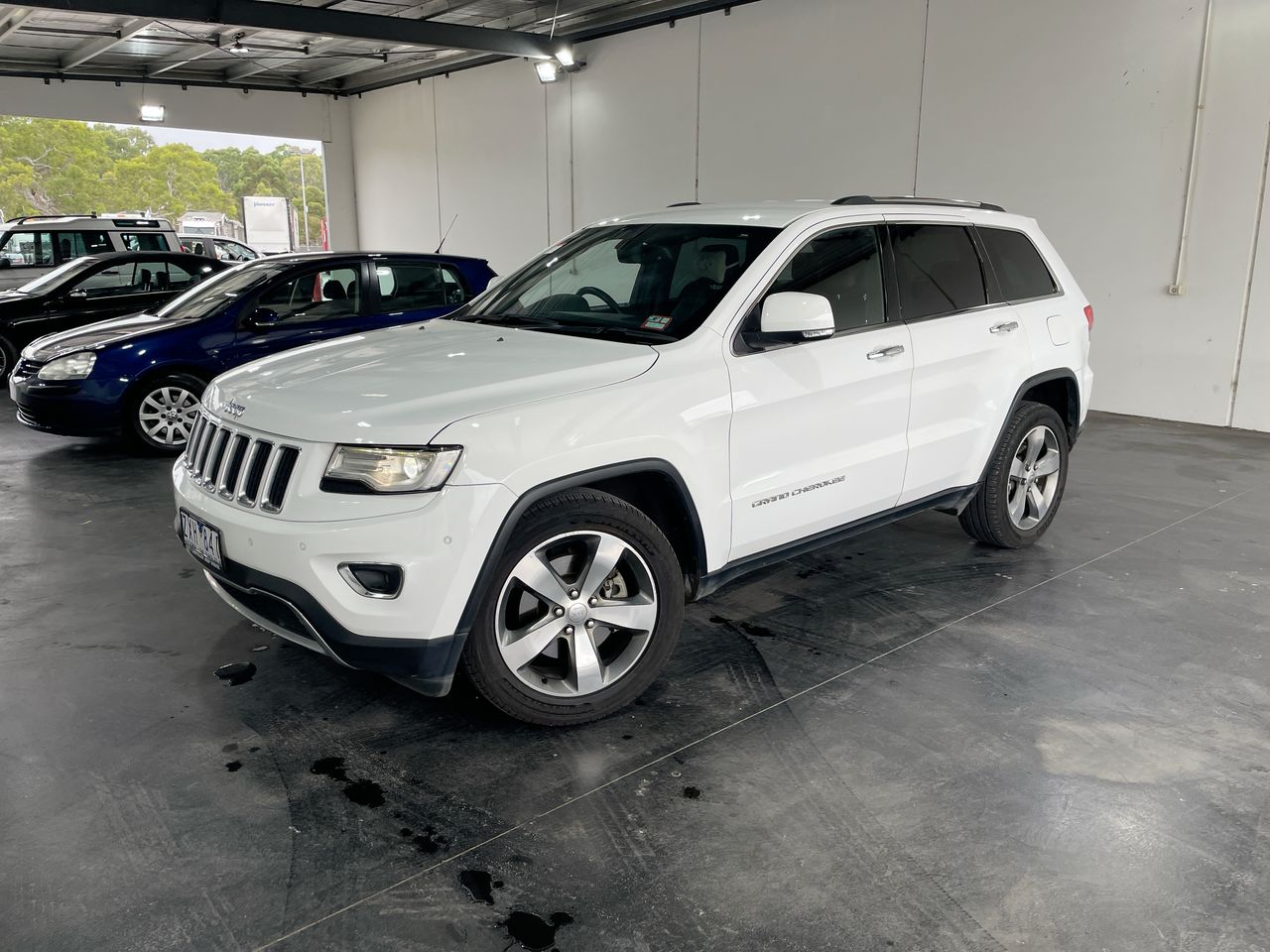 2013 Jeep Grand Cherokee Limited WK Automatic - 8 Speed Wagon