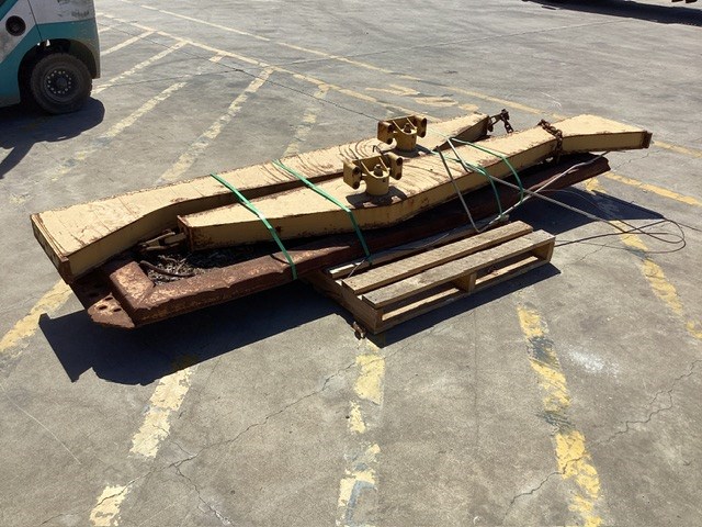 <p>Tail Gate For Industrial Tipper</p>