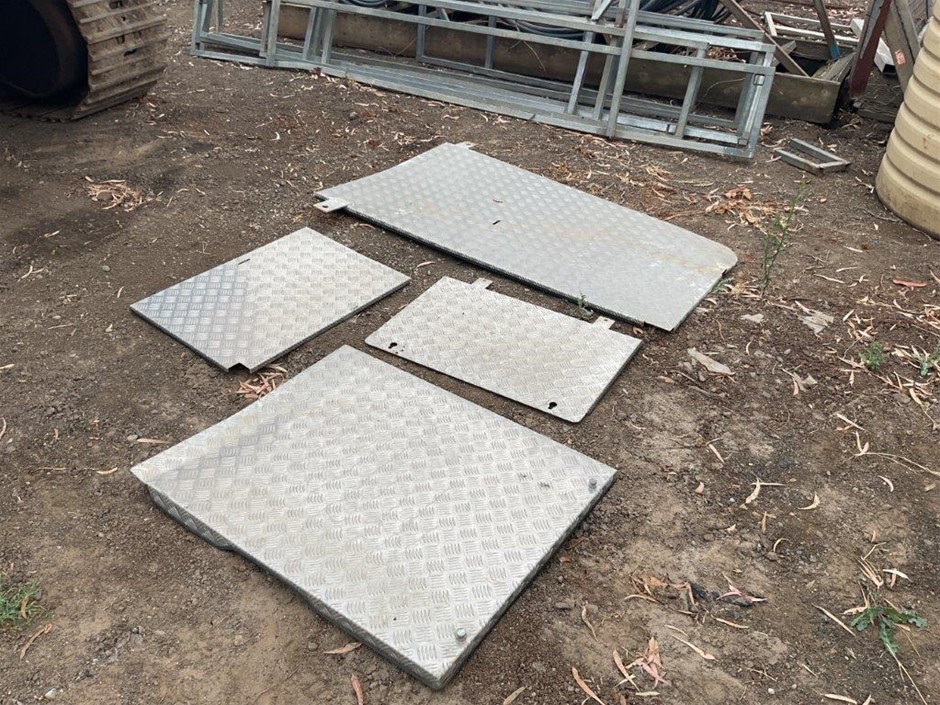 Vandal Guards Komatsu PC360 Aluminium Checked Plate