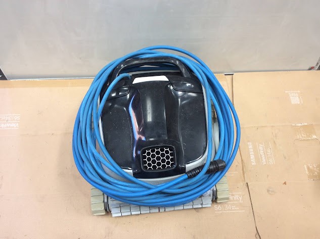 Dolphin X 40 Plus Robotic Pool Cleaner