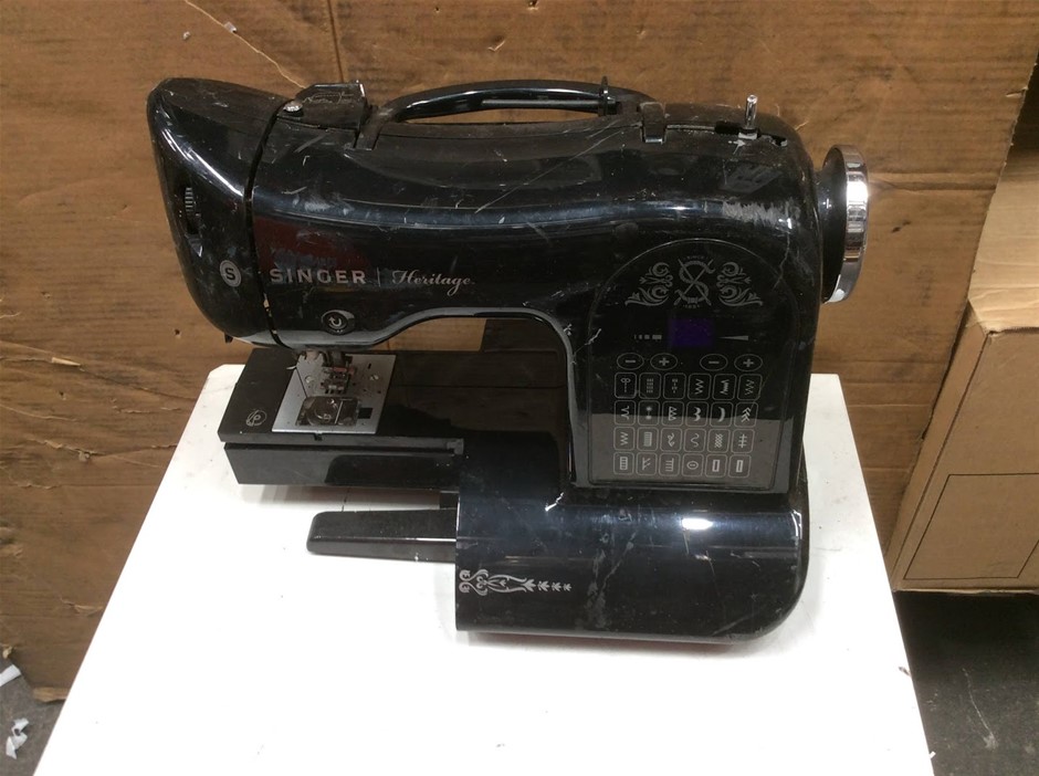 Singer 8768 Electronic Sewing Machine