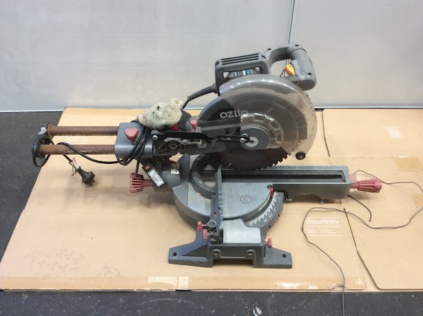 Ozito SCMS-10STAND 254mm (10") Sliding Compound Mitre Saw