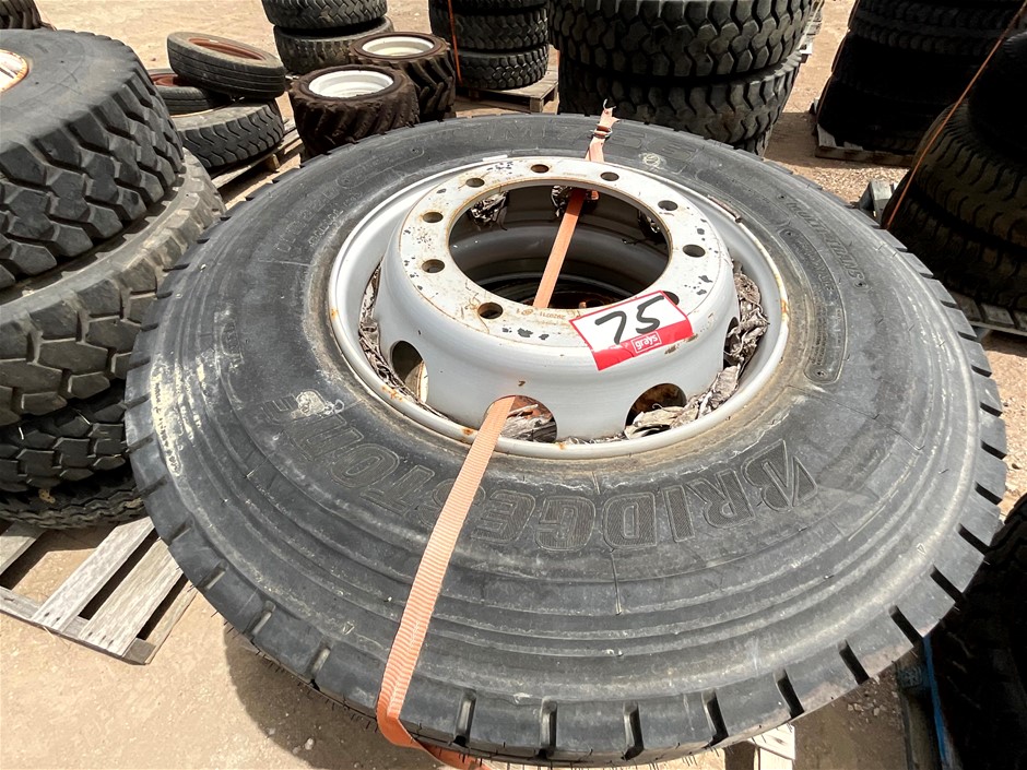 Pallets of Truck Rims and Tyres x 2