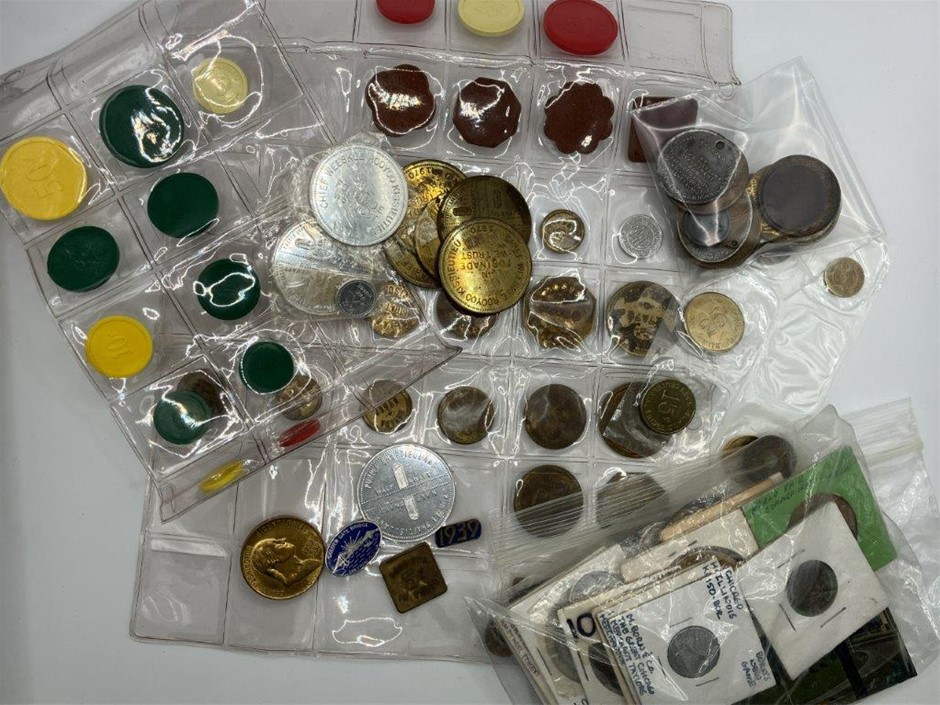 Approx. 96 x Assorted USA Tokens and Commemorative Coins