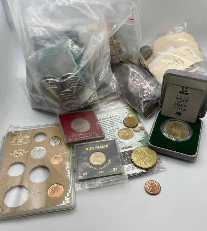 Approx. 564 x Asstd AU QEII Decimal/ Commemorative Coins c. 1966-2000s