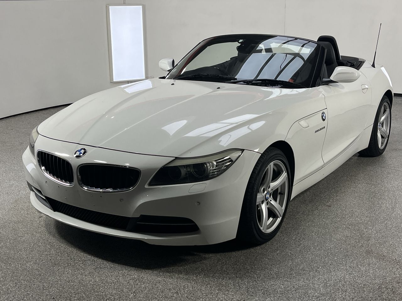 2012 BMW Z4 sDrive20i E89 Automatic - 8 Speed Convertible