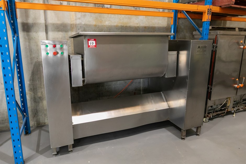 2015 Alfa Triton Twin Blade Mixer