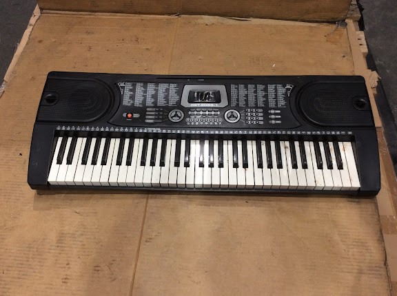 Alpha 61-Key Electronic Piano Keyboard