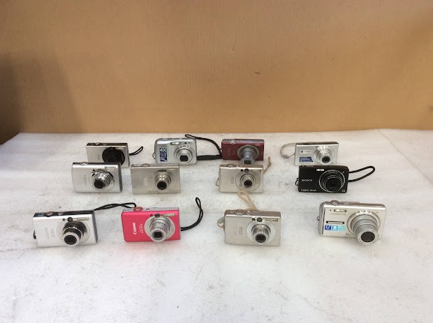 Sony & Olympus & Canon Mixed Model Digital Cameras (Lot of 12)