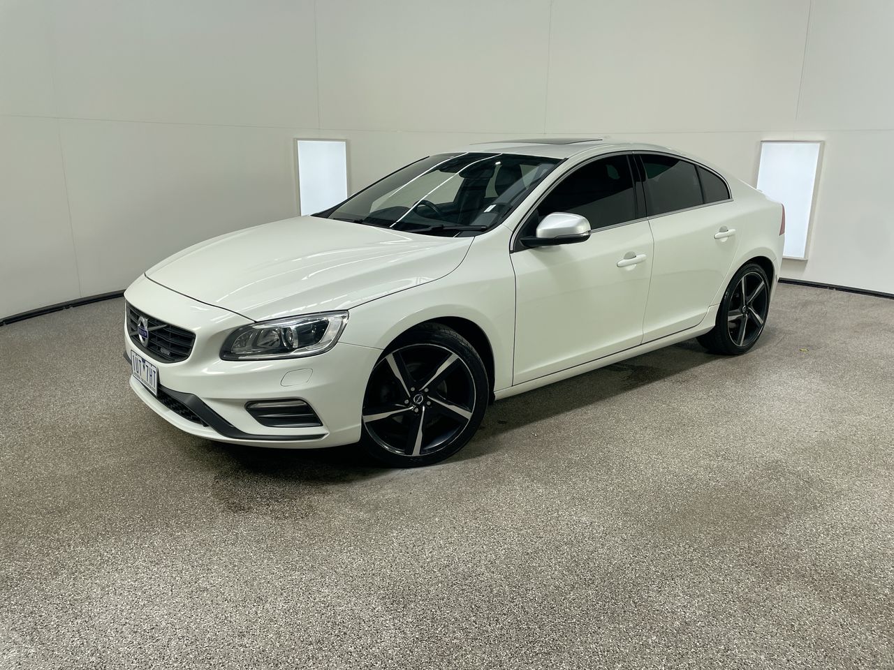 2014 Volvo S60 T5 R DESIGN Automatic - 8 Speed Sedan