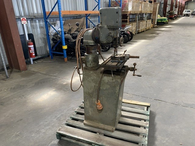 AB Arboga Maskiner Pedestal Mille