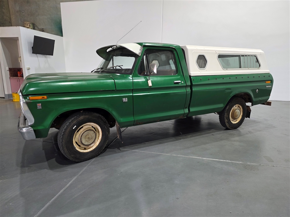 FORD F100 Manual Utility