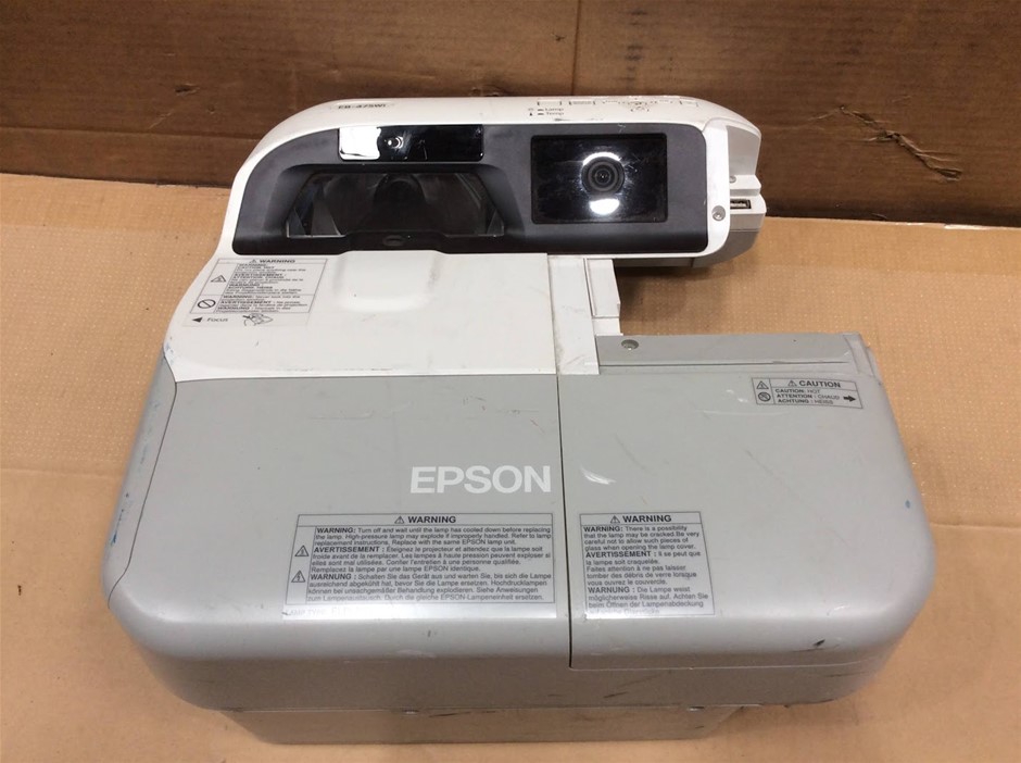 Epson EB-475Wi LCD Projector