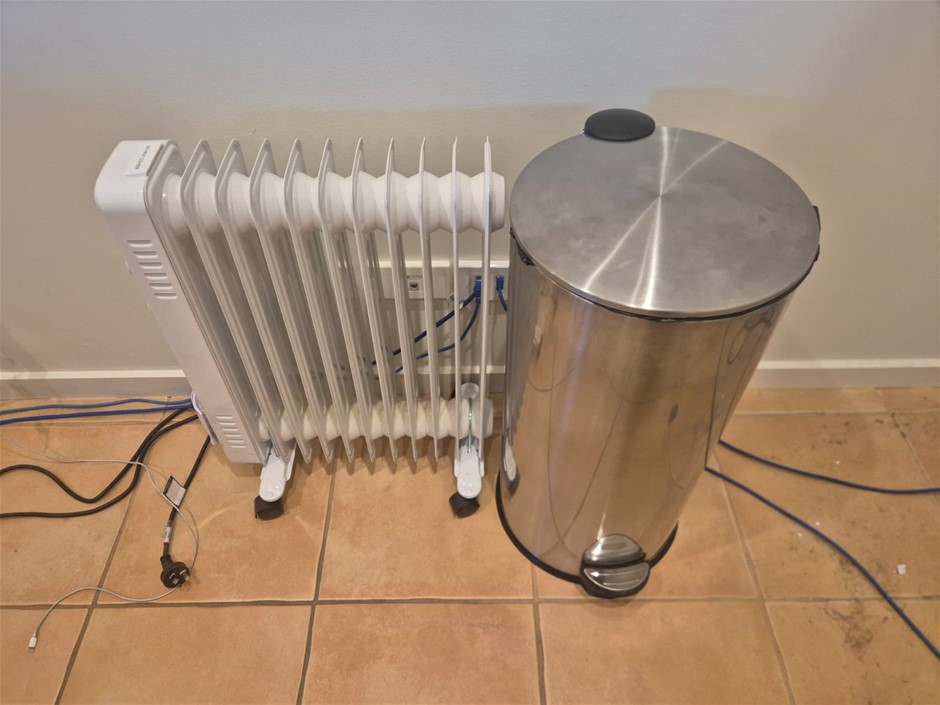 Oil Heater & Pedal Garbage Bin