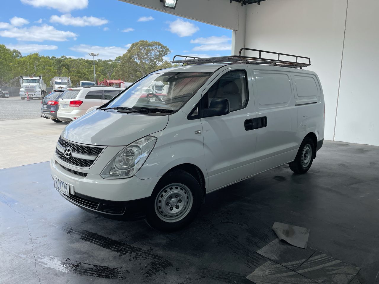 2011 Hyundai iLOAD TQ Manual Van