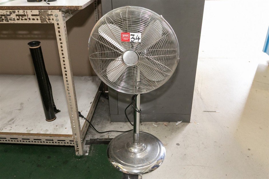 Pedestal Fan