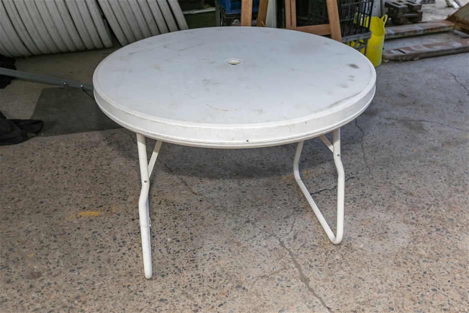 Party/Event Poly Round Folding Tables