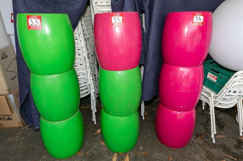 Poly Barrel Seats
