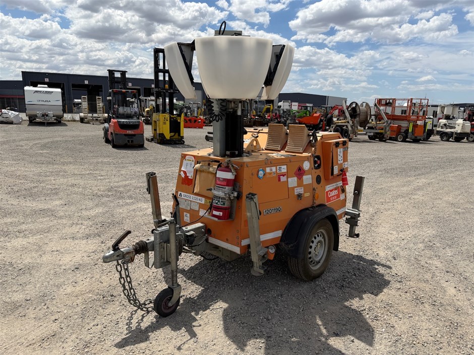 <p>2018 SMC Light Tower</p>