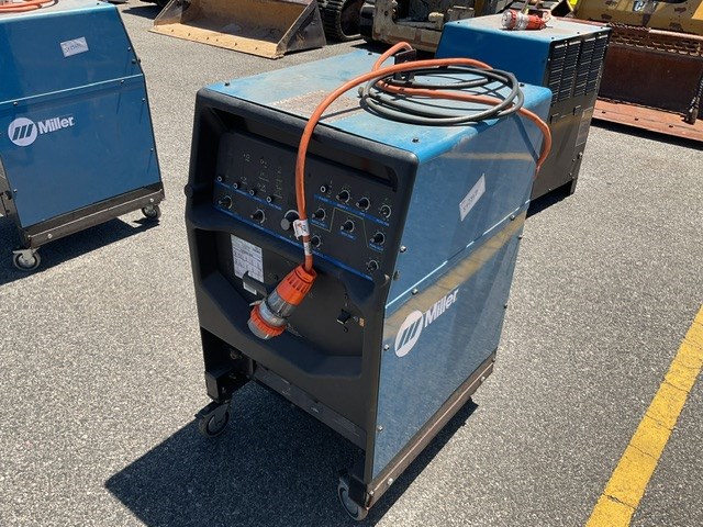 <p>Miller Syncowave 2500X 3 Phase Welder </p>