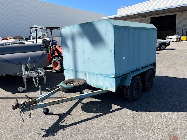 <p>2009 Sam(WA) Model_UNDEFINED Tandem Box Trailer</p>