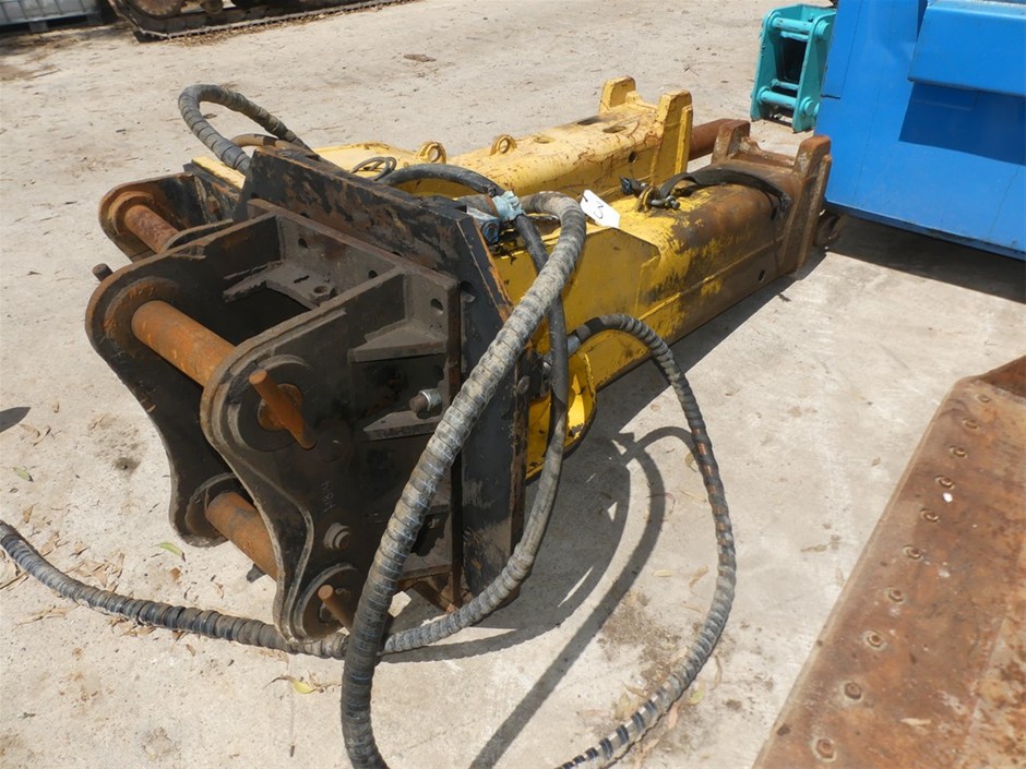 2014 ATLASCOPCO EC155 Hydraulic Breaker Attachment
