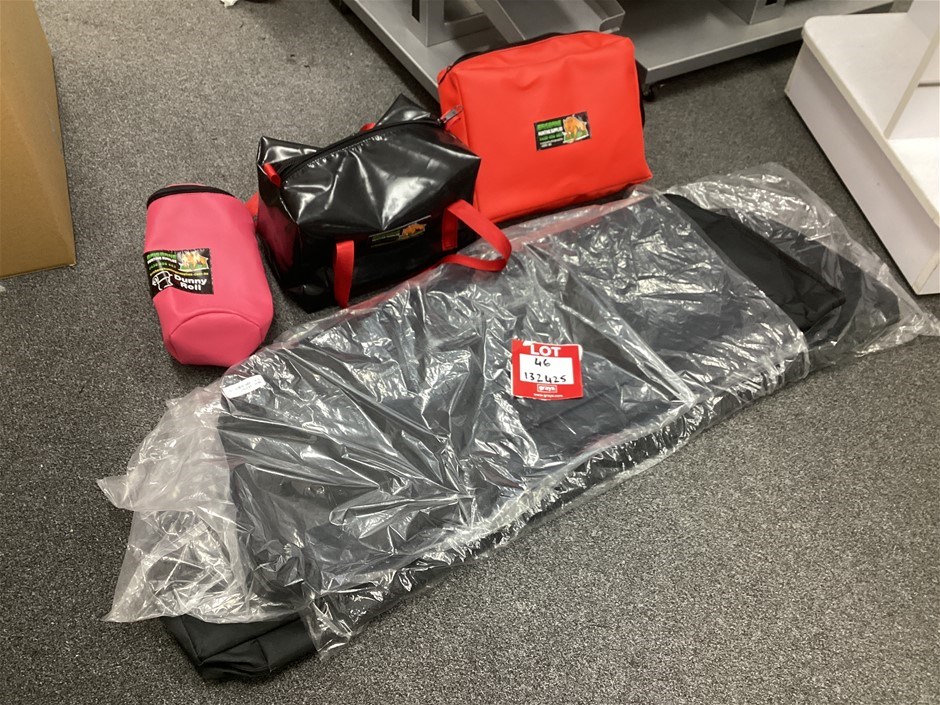 <p>Compound Bow Bags and Hunting Bags</p>