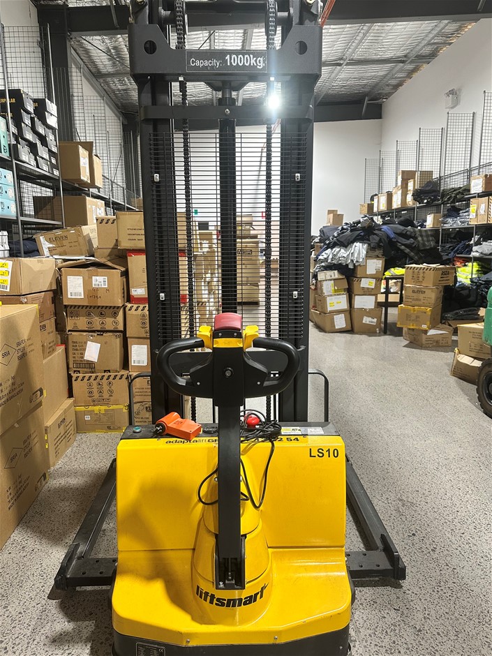 Crown LS10 Walkie Stacker