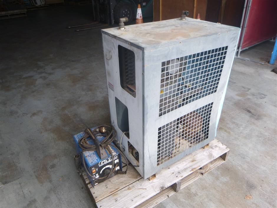 <p>Conquest Compressed Air Dryer & GMC Welder</p>