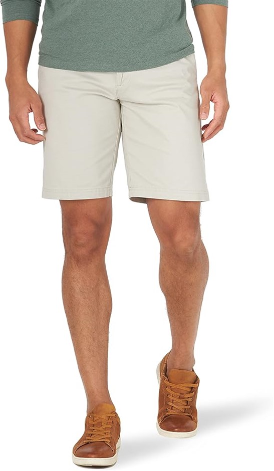 LEE Men's Extreme Motion Shorts, Size 34, 98% Cotton, Stone, 104183590. Bu