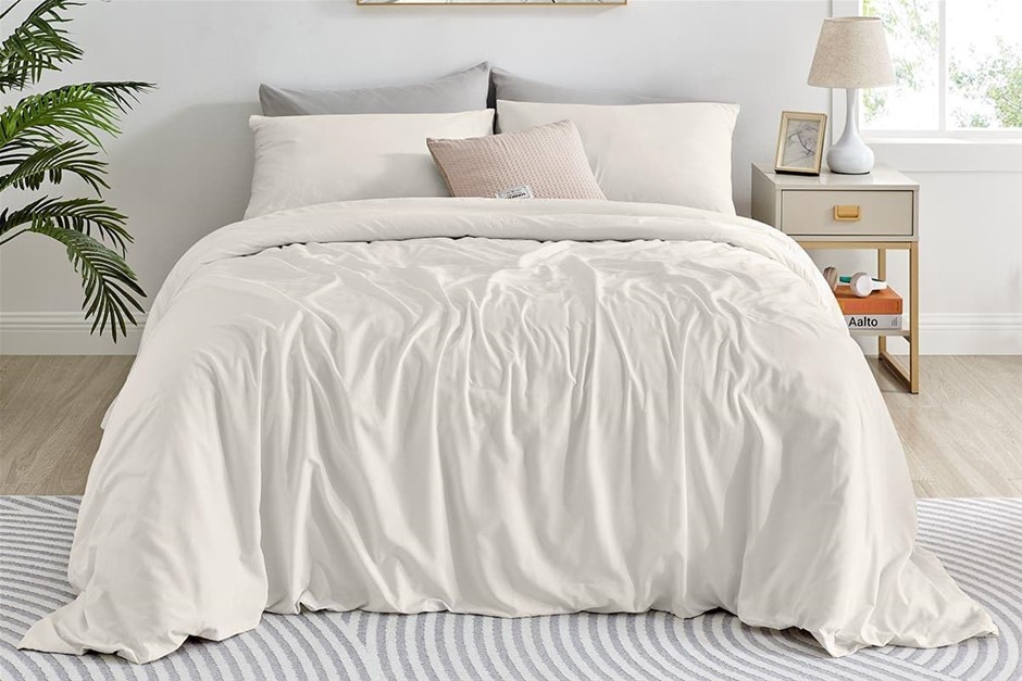 OVELA Ultra Soft Washed Bed Sheet Set, Includes: 1 x Flat Sheet, 1 x Fitted