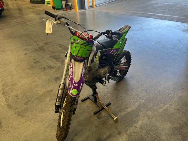 <p>2024 Thumpstar TSX140 Motorcycle</p>