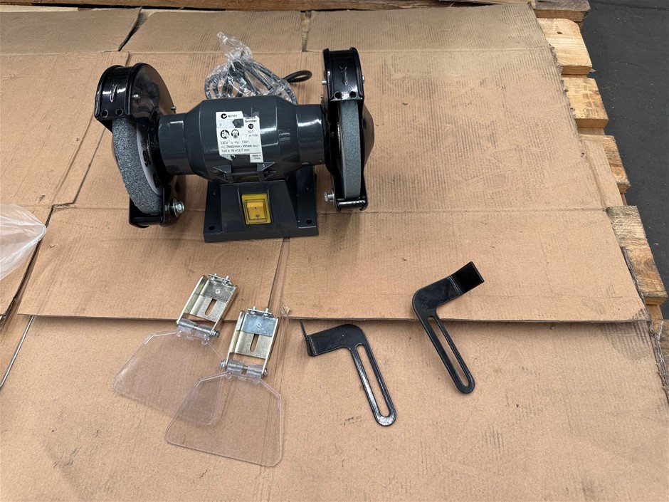 150W Bench Grinder, 150mm Grinding Wheels, x 1 unit, Brand NEW