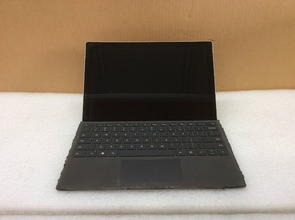 MICROSOFT SURFACE PRO 1796 Laptop I5-7300U 8GBRAM/128GB