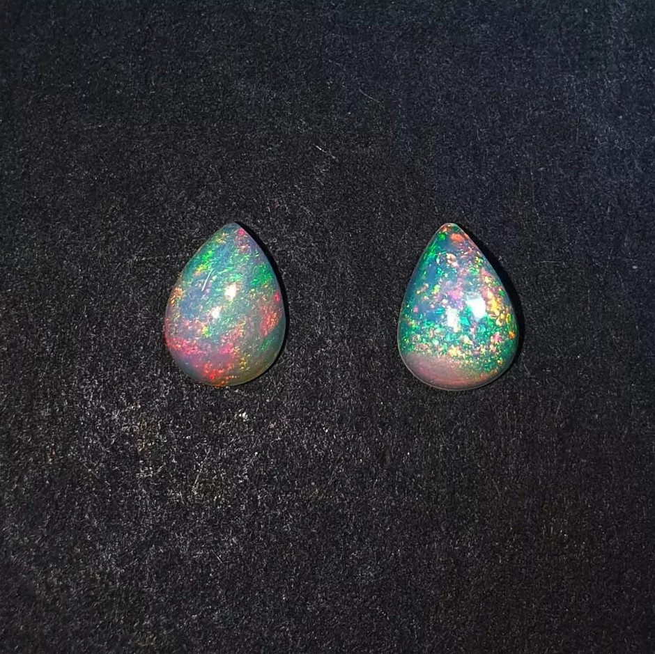 1.00ct (2pcs) Pear Natural Ethiopian Opal Cabochon Gemstone