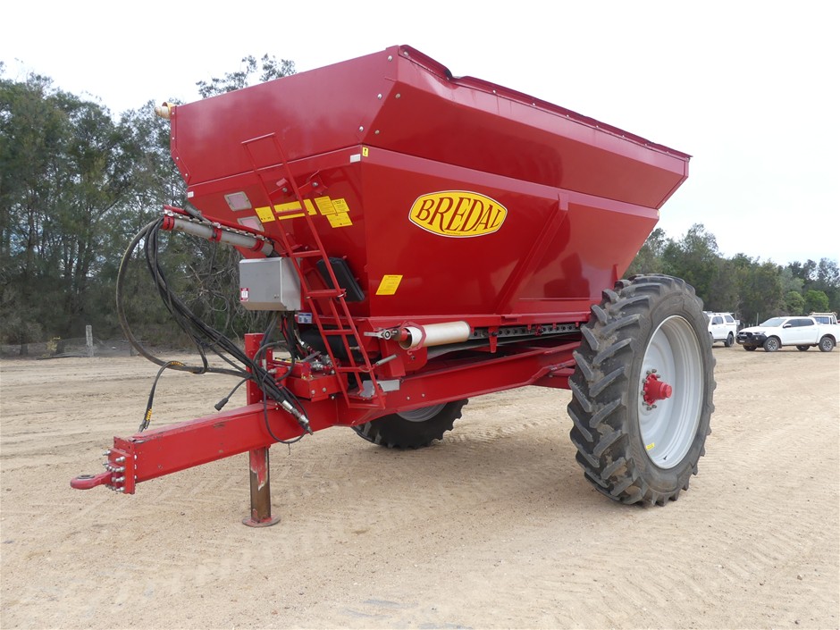 <B>2021 Bredal K105 Spreader</B>