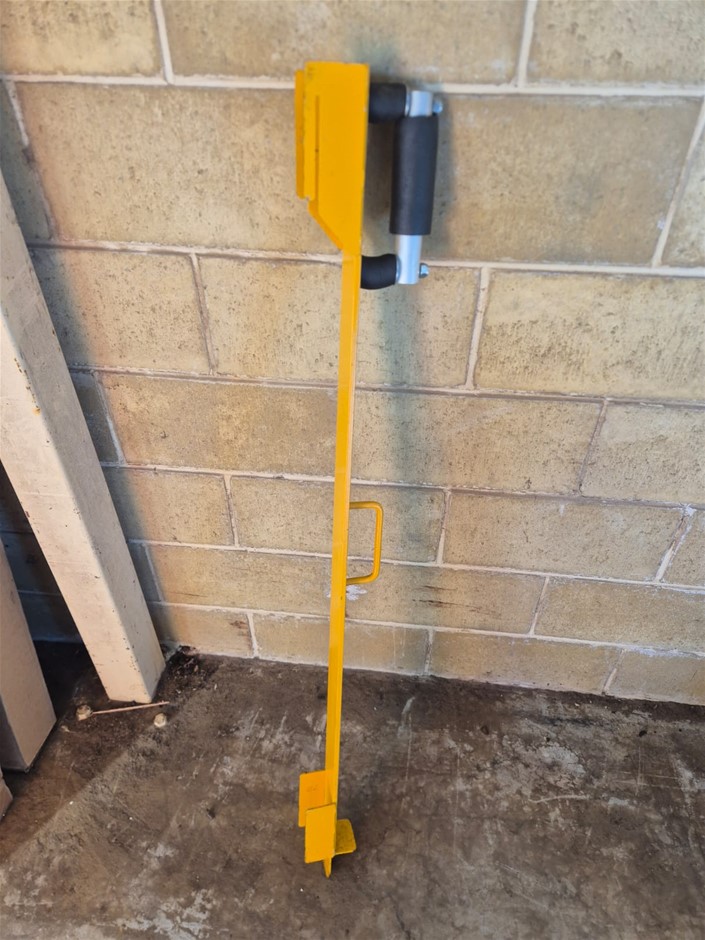 Droppa-Mate Fencing Tool