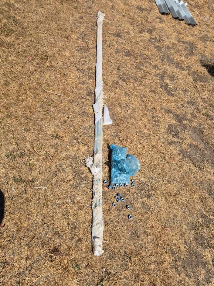 Large Quantity of Treaded Rod and Nuts - 3M x 15mm