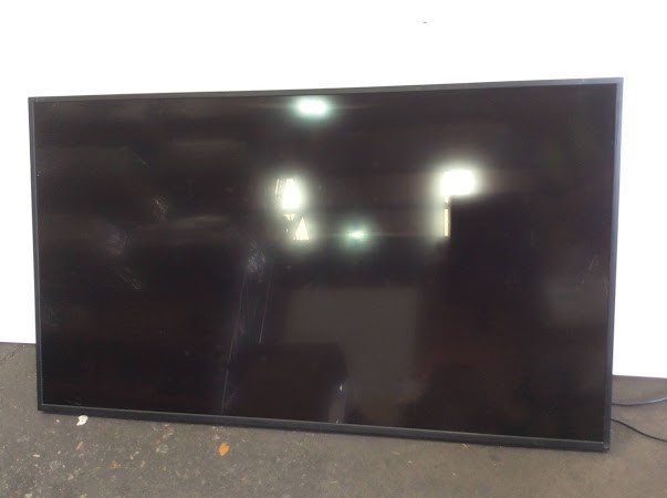 Samsung QB43R 43" Color Display