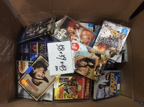 Mix Type DVDs/CDs with box dimensions are 58x39x43 cm