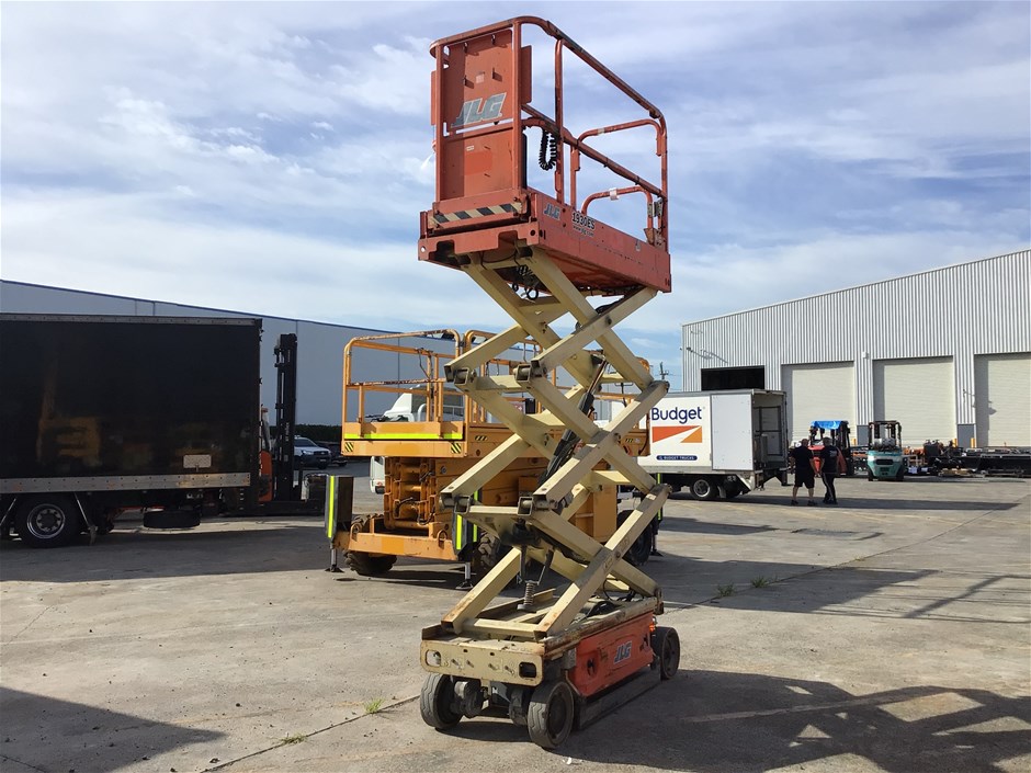 <p>2015 JLG 1930 ES Scissor Lift</p>