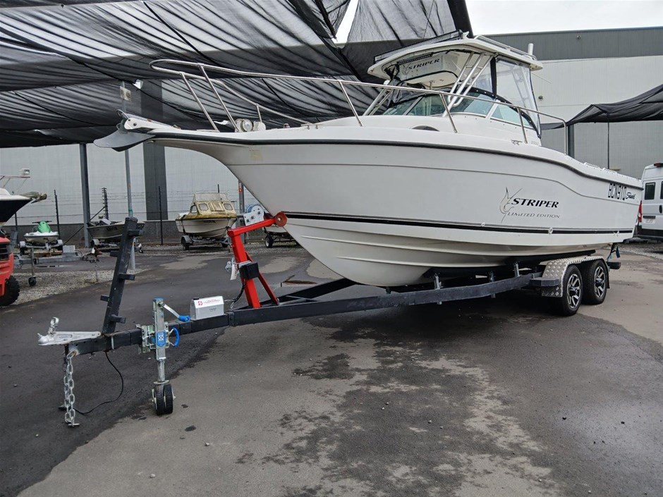 2000 Seaswirl Striper 2600 Limited Edition