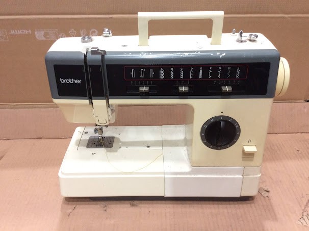 Brother VX885 Sewing Machine