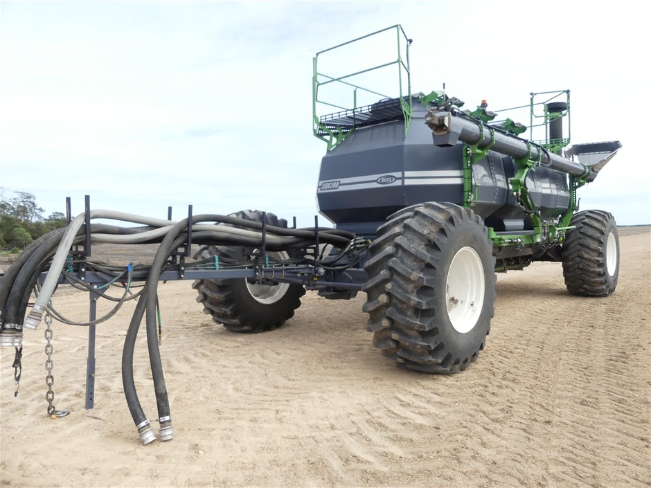 <B>2024 Boss SQX200 Air Cart</B>