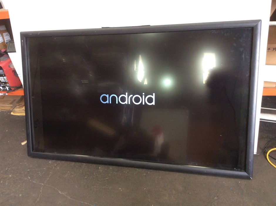 CommBox CM754KT Interactive Touch Display