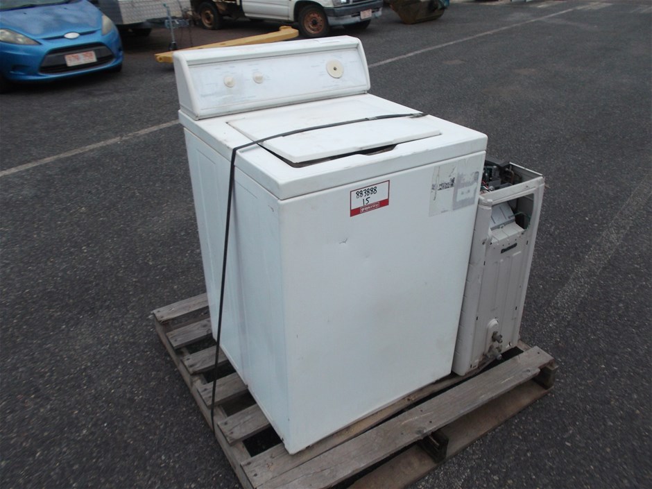 Ex Mine Site salvage outdoor air conditioning unit & washing machine